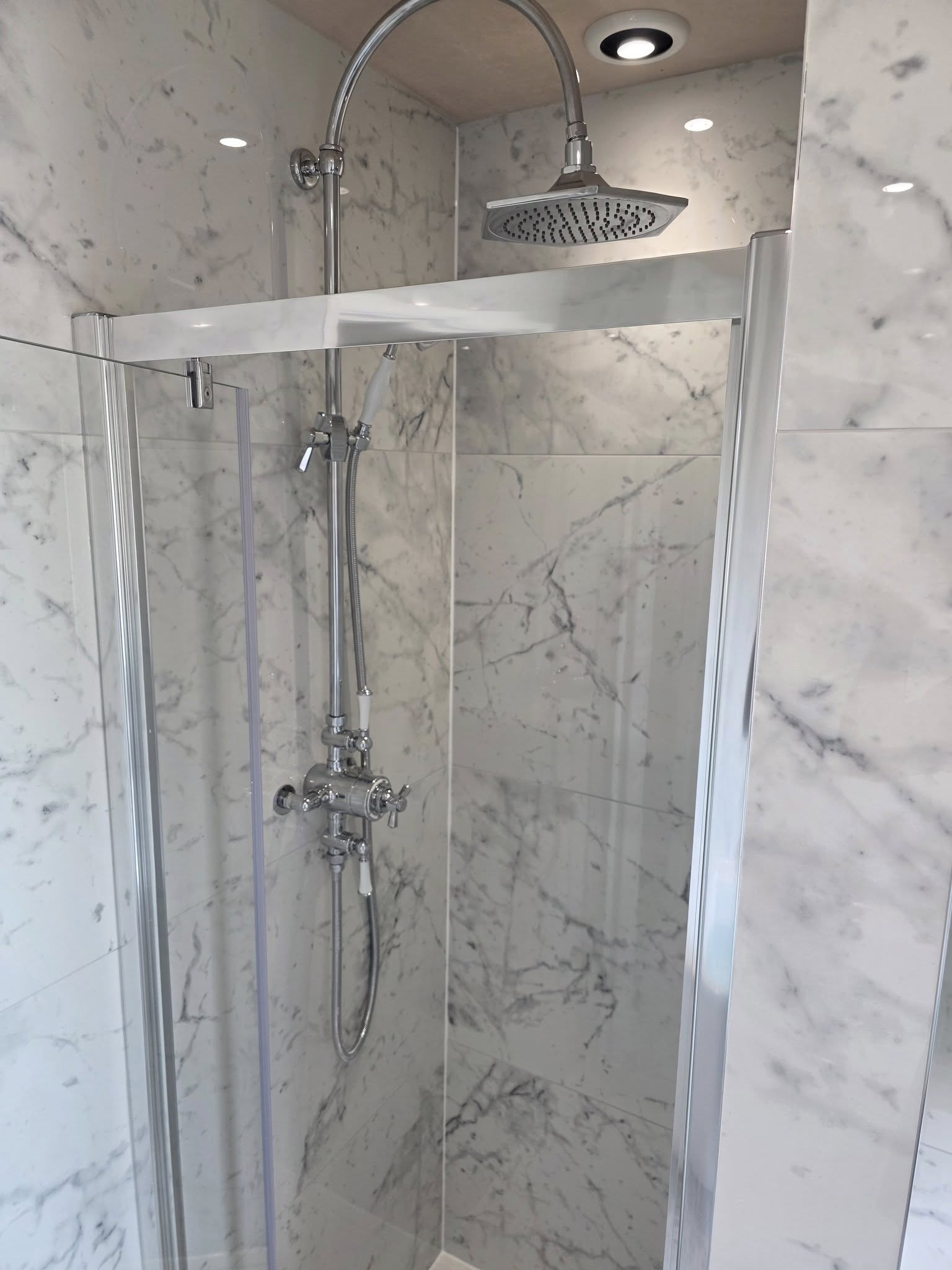 bathroom 9
